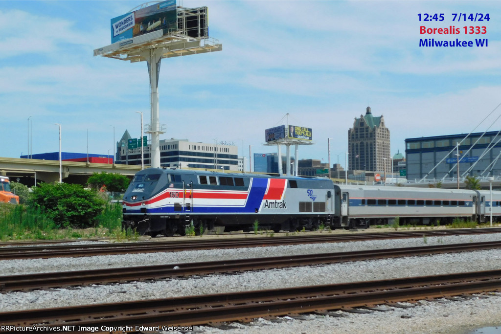 The 50th aniiversary Pepsi Can leads the westbound Borealis 1333